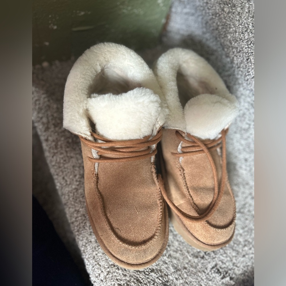 Diara Ugg slippers